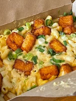 Sweet Chilli Halloumi Mac Fries
